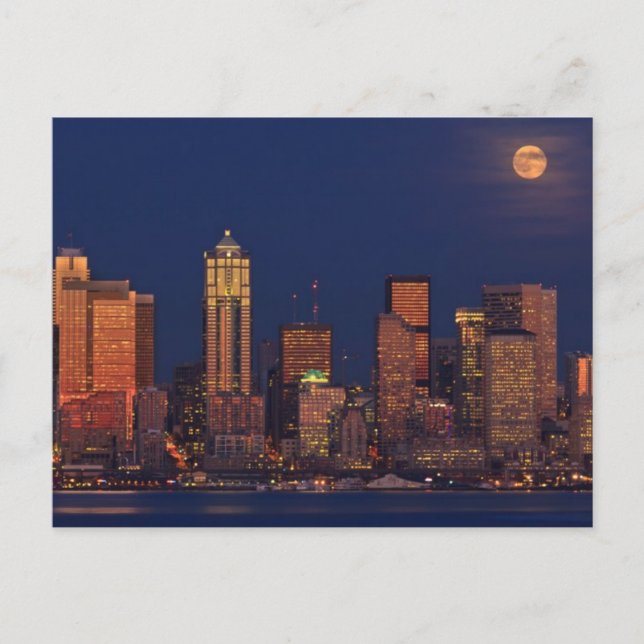 Vollmond steigt über die Skyline der Innenstadt vo Postkarte (Vorderseite)