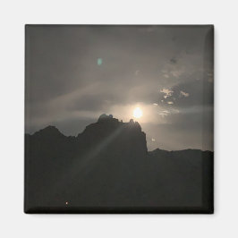 Vollmond über dem Dom Rock mit Orb Sedona Magnet