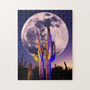 Vollmond über Saguaro-Kakteen
