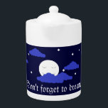 Vollmond um Mitternacht und Sterne Teapot<br><div class="desc">Dieser Mond scheint hell,  begleitet von Sternen. Aber bald wird es schlafen. Bis dahin genießt es einfach zu leuchten. Personalisierbar. Originalwerk; c) Sharon Lee Hudson. Alle Rechte vorbehalten.</div>
