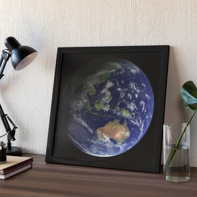 Vollständige Erde aus dem Weltraum mit Australien Poster (Poster in frame)