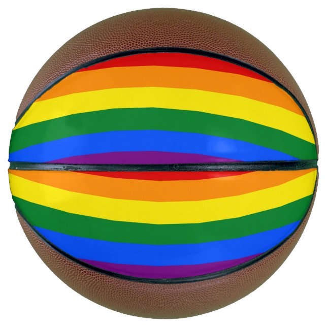 Vollständiger Basketball mit Flag für LGBT (Vorderseite)