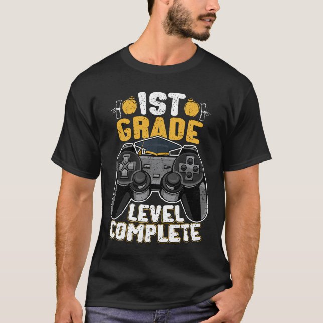 Vollständiger Gamer der 1. Stufe T-Shirt (Vorderseite)