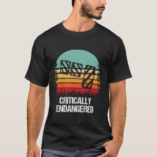 Vom Aussterben bedrohte Uals Three Pedal T-Shirt