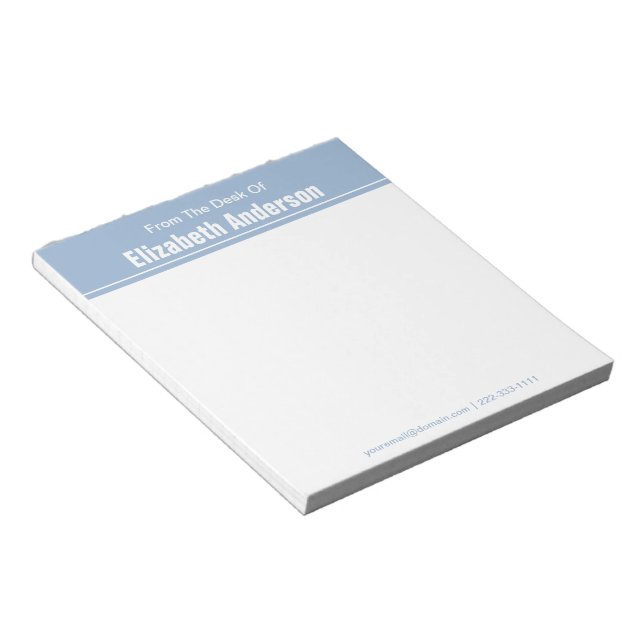 Vom Schreibtisch aus blau und weiß Notizblock (angewinkelt)