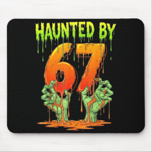 Von 67 lustigen Halloween-Schreckenssaison-Geister Mousepad