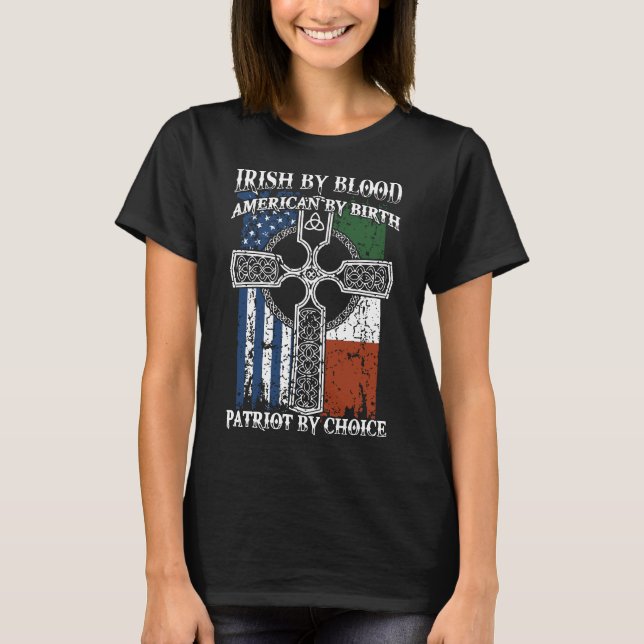 von blutamericanischem Patriot nach Wahl T-Shirt (Vorderseite)