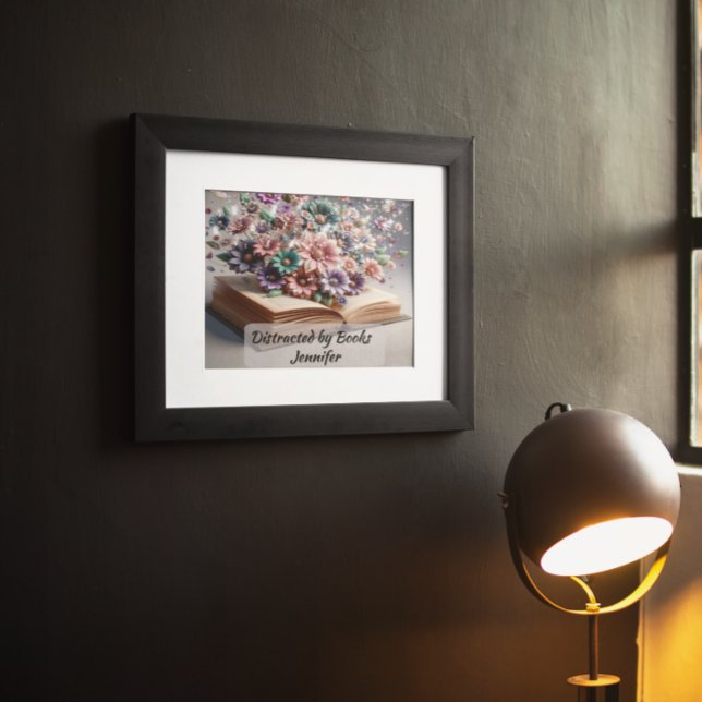 Von Büchern abgelenkt Poster (Von Creator hochgeladen)