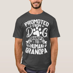Von der Hundegroßvaterin zur menschlichen Großmutt T-Shirt