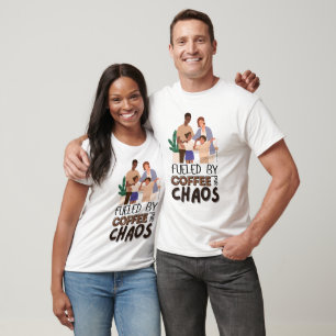 Von Kaffee und Chaos angeregt - Fun Parenting T - T-Shirt