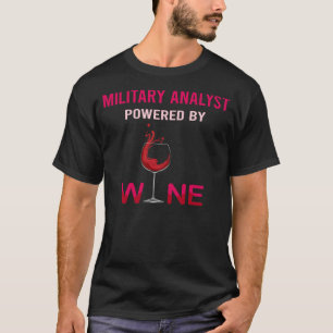 Von Militäranalytikern des Weinsektors beherrscht T-Shirt