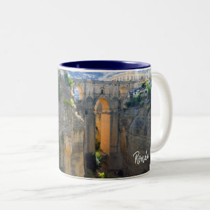 Von oben - Ronda - das echte Spanien Zweifarbige Tasse