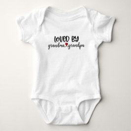 Von Oma und Opa geliebt Baby Strampler