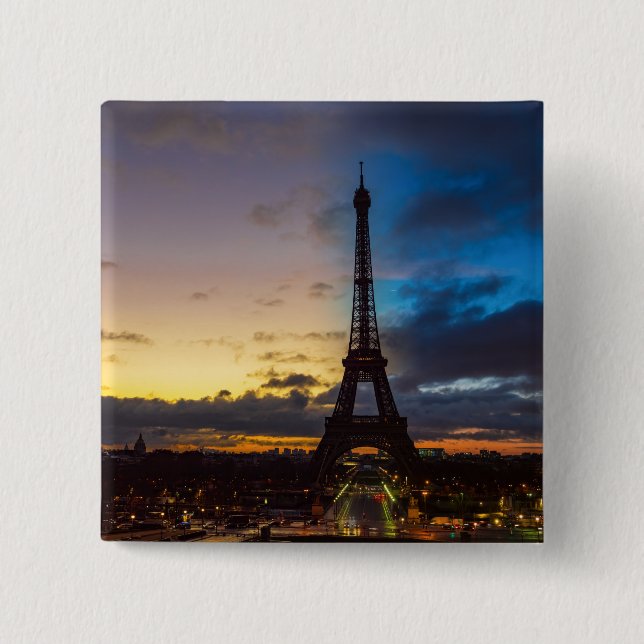Von Trocadero aus können Sie den Eiffelturm von Ta Button (Vorderseite)