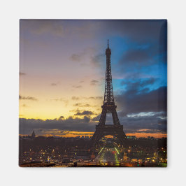 Von Trocadero aus können Sie den Eiffelturm von Ta Magnet