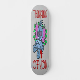 Voodoo Doll Denken Sie an Ihr Skateboard
