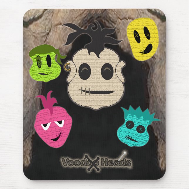 Voodoo Heads ~ Höhle Mousepad (Vorne)