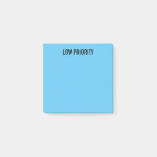 Vorgekennzeichnet Niedrig prioritäres Blau Post-it Klebezettel