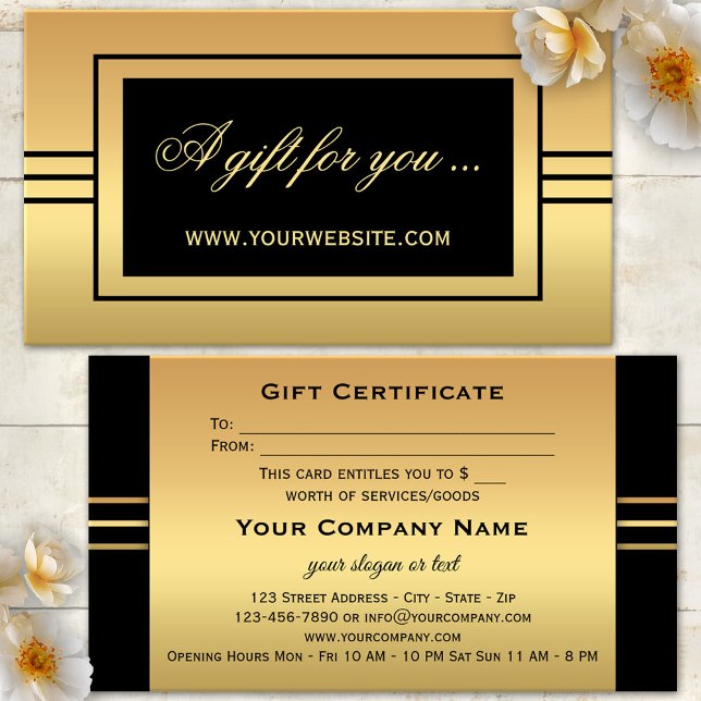 Vorlage für das elegante Gold Black-Geschenk Rabattkarte (Elegant business card sized gift card voucher in gold and black with stripes)
