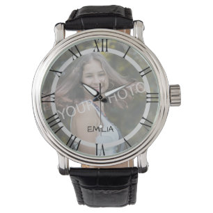 Vorlage römische Zahlen in schlichter Elegant Armbanduhr