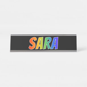 Vorname "SARA": Fun Rainbow Coloring Schreibtischnamensplakette