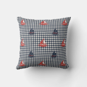 Vornehme Jungen Segelboot & Gingham Scheune Rot & Kissen