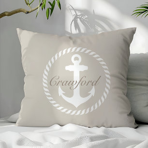 Vornehmes Beige & Weißes Maritimes Anker Monogramm Kissen