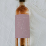 Vorschlag für eine Trauzeugin zur  von Dusty-Rose Weinetikett<br><div class="desc">Einführung in unser atemberaubendes whimsical-Skript | Dusty Rose Trauzeugin Angebot Weinetikett perfekt für Ihre einfache moderne boho Frühlingsfeier. Unser elegantes Design umfasst eine lebendige, helle, pastellfarbene Farbpalette mit einem Vintagen, schicken Kalligraphieskript. Ob Sie einen minimalistischen oder klassischen Stil bevorzugen, unser einzigartiges, bearbeitbares Produkt bietet Luxus und Eleganz, perfekt um eine...</div>