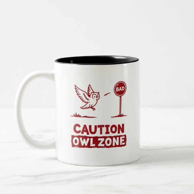 Vorsicht bei der Eule-Zone - Tasse von Spaß (Links)