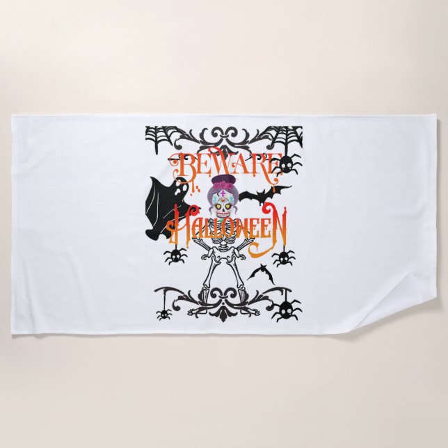 Vorsicht Halloween Strandtuch (Vorderseite)