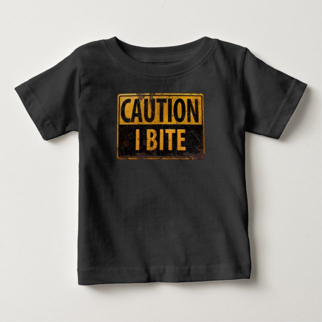 Vorsicht - I BITE rostiges Metall-Gefahrenzeichen Baby T-shirt (Vorderseite)
