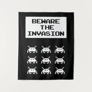 Vorsicht vor der Invasion, Geek Design Wandteppich