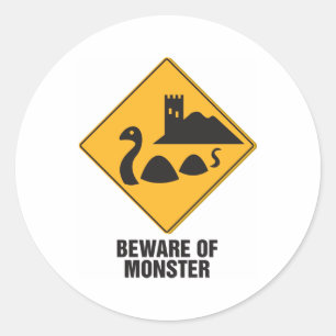 Vorsicht vor Loch Ness Monster Runder Aufkleber