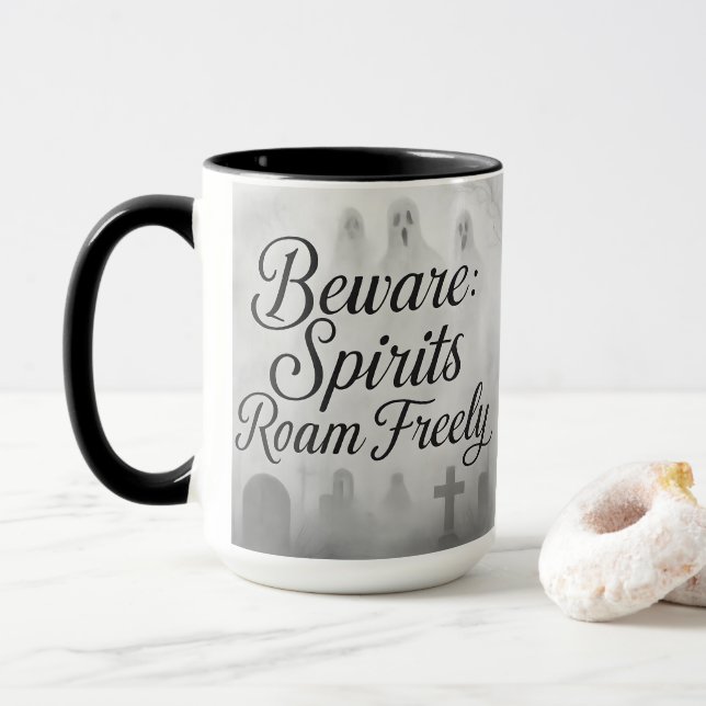 Vorsicht vor Spirituosen Roam Freely Spooky Ghost  Tasse (Mit Donut)
