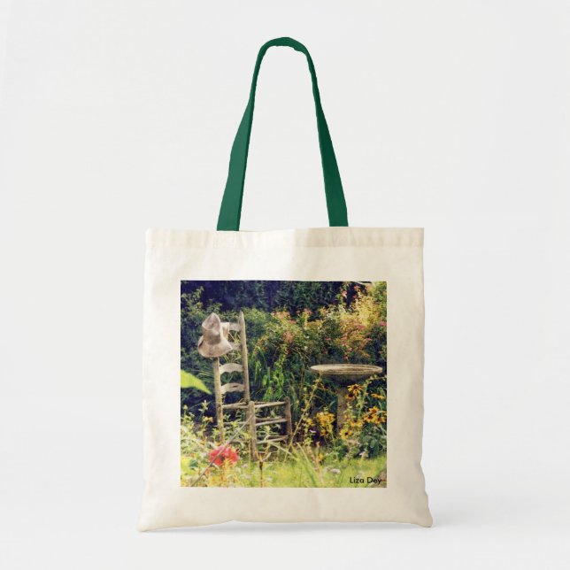 'Vorsitzender mit Hut in Garden' Leinwand des Haus Tragetasche (Vorne)