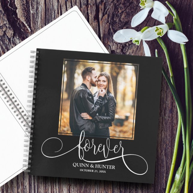 Votre photo sur le livre d'invité Mariage (Choose SOFT or HARD cover and the inside page style - SKETCH style shown.)