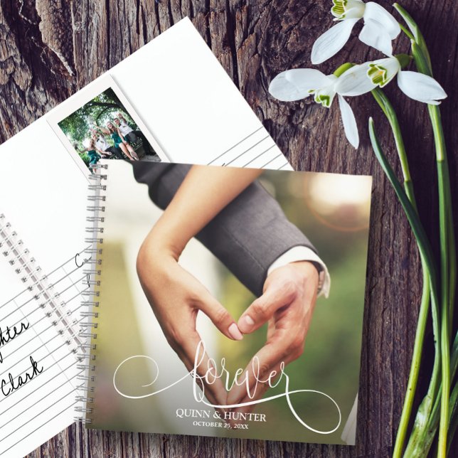 Votre photo sur le livre d'invité Mariage (Choose SOFT or HARD cover and inside pages, *Sketch/Lined style shown here.)