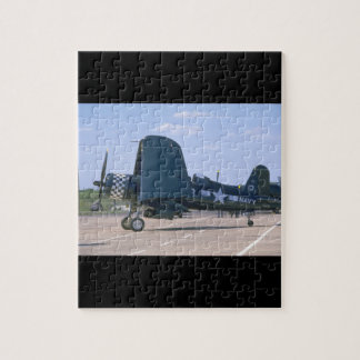 Vought F4U Seeräuber, gefaltete Wings_WWII