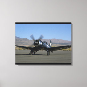 Vought F4U Seeräuber, links Front_WWII Flugzeuge Leinwanddruck