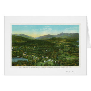 Vue aérienne de la ville avec le mont Hurrican