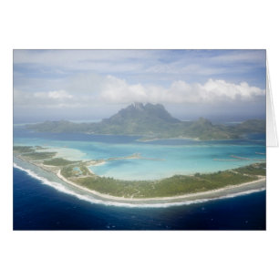 Vue aérienne d'un petit avion de ligne de Bora