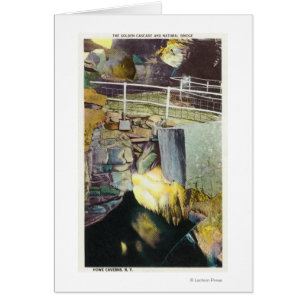 Vue Cascade dorée et pont naturel