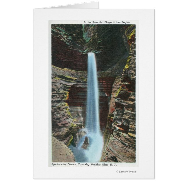 Vue spectaculaire de la cascade de la caverne (Devant)