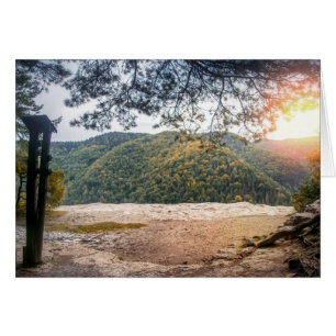 Vue sur les falaises de montagne