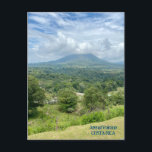 Vulkan Arenal in Wolken Costa Rica Postkarte<br><div class="desc">Arenal Volcano in den Wolken, Costa Rica Postcard mit anpassbarem Text auf der Vorder- und Rückseite können Sie ändern oder löschen. Aussicht auf das Arenal Foto von den Mistico Hanging Bridges, La Fortuna, Costa Rica. Foto von ©sjasis</div>
