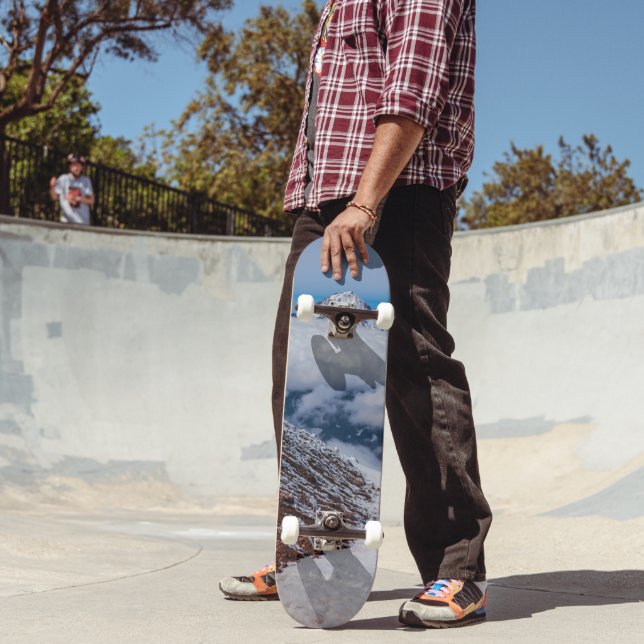 Vulkan Berg Schnee Skateboard (Außenbereich2)