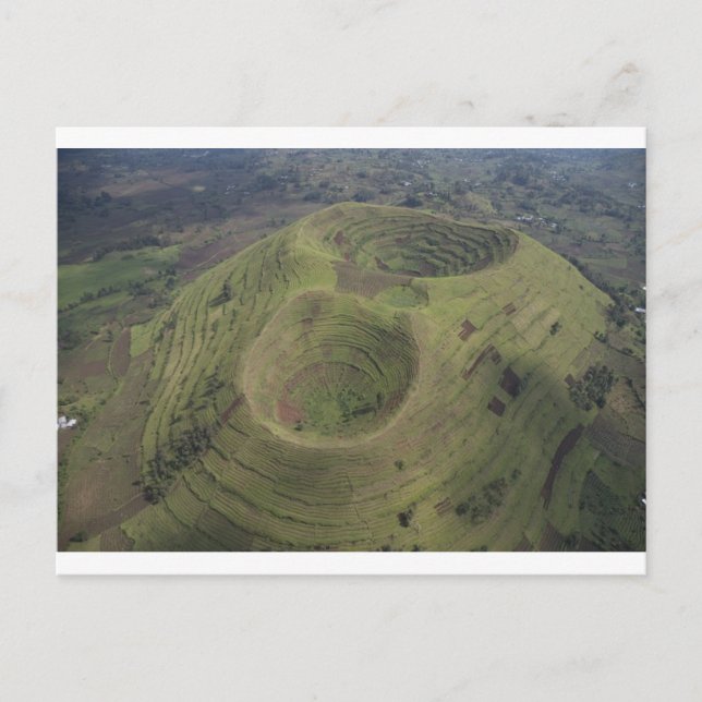 Vulkan in Afrika Postkarte (Vorderseite)