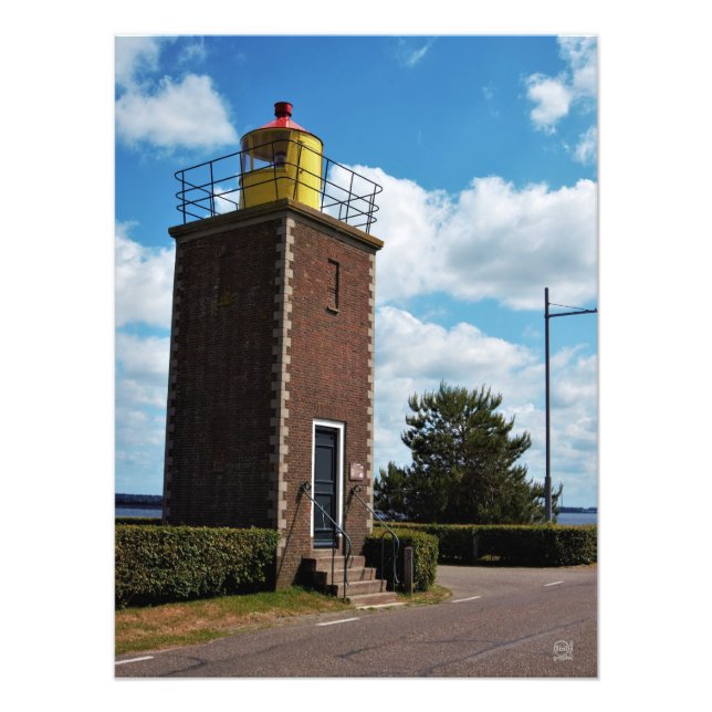 Vuurtoren voor scheepvaart in Willemstad Nederland Fotodruck (Vorne)