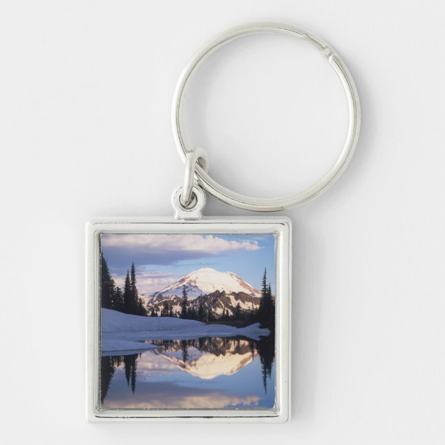 WA, Rainier NP, Rainier und Wolken Schlüsselanhänger (Vorne)