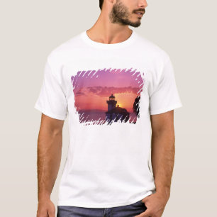 WA, San Juan Island, Limon Kiln Lighthouse, 1919, T-Shirt